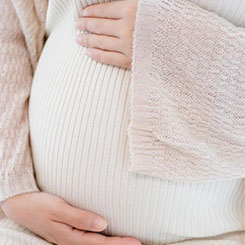 我手里这台的👁🧶配色叫 😫207🥰🅱7 ，整机主👫色调为黑色，辅🍽以橙色作为点🎡